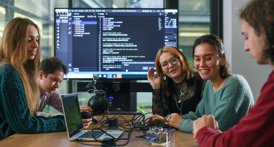 How Real-World Projects Improve Student Learning